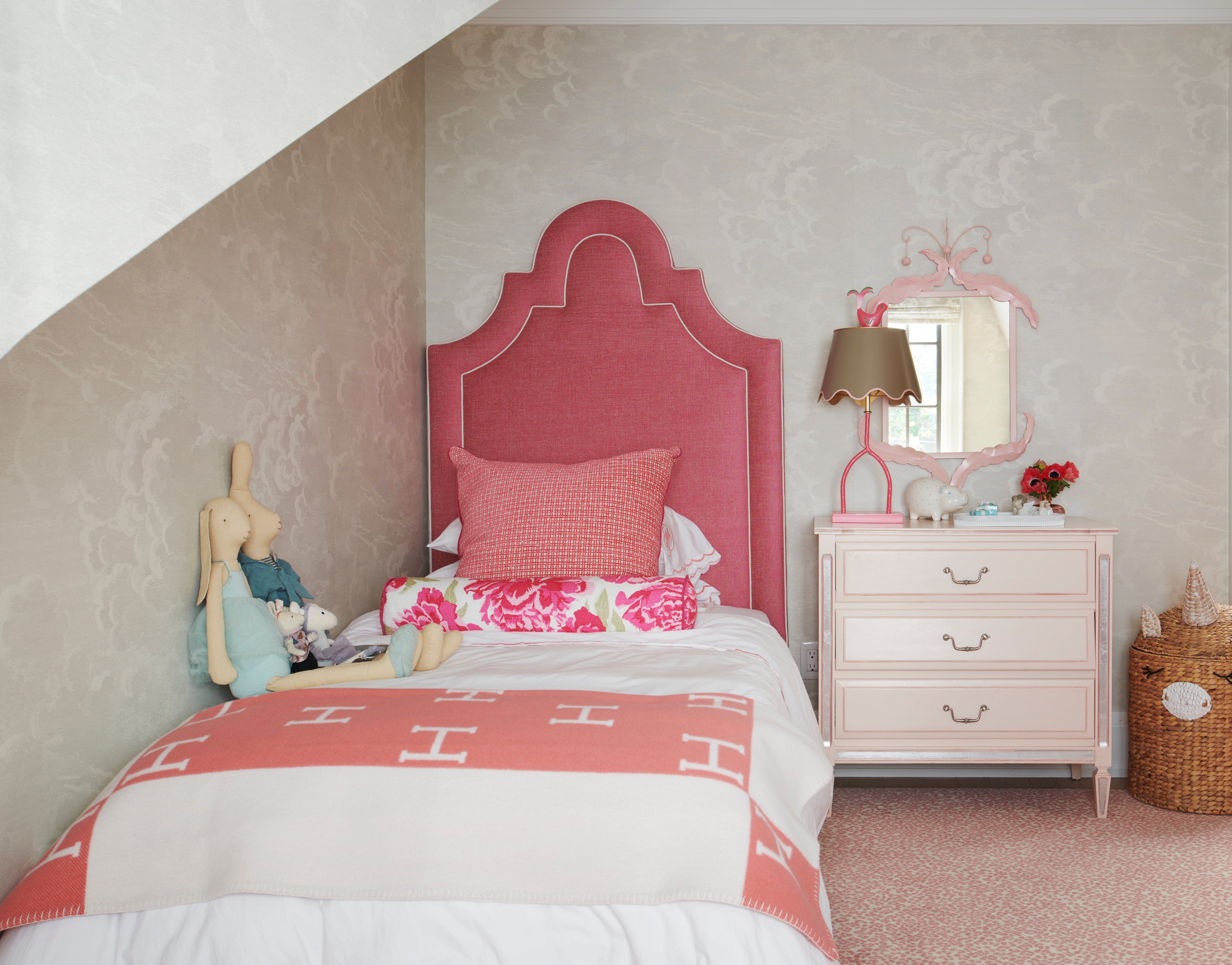 kids room, girls room, pink bedroom, kids room, interior design toronto, interior designers, decor, home decor